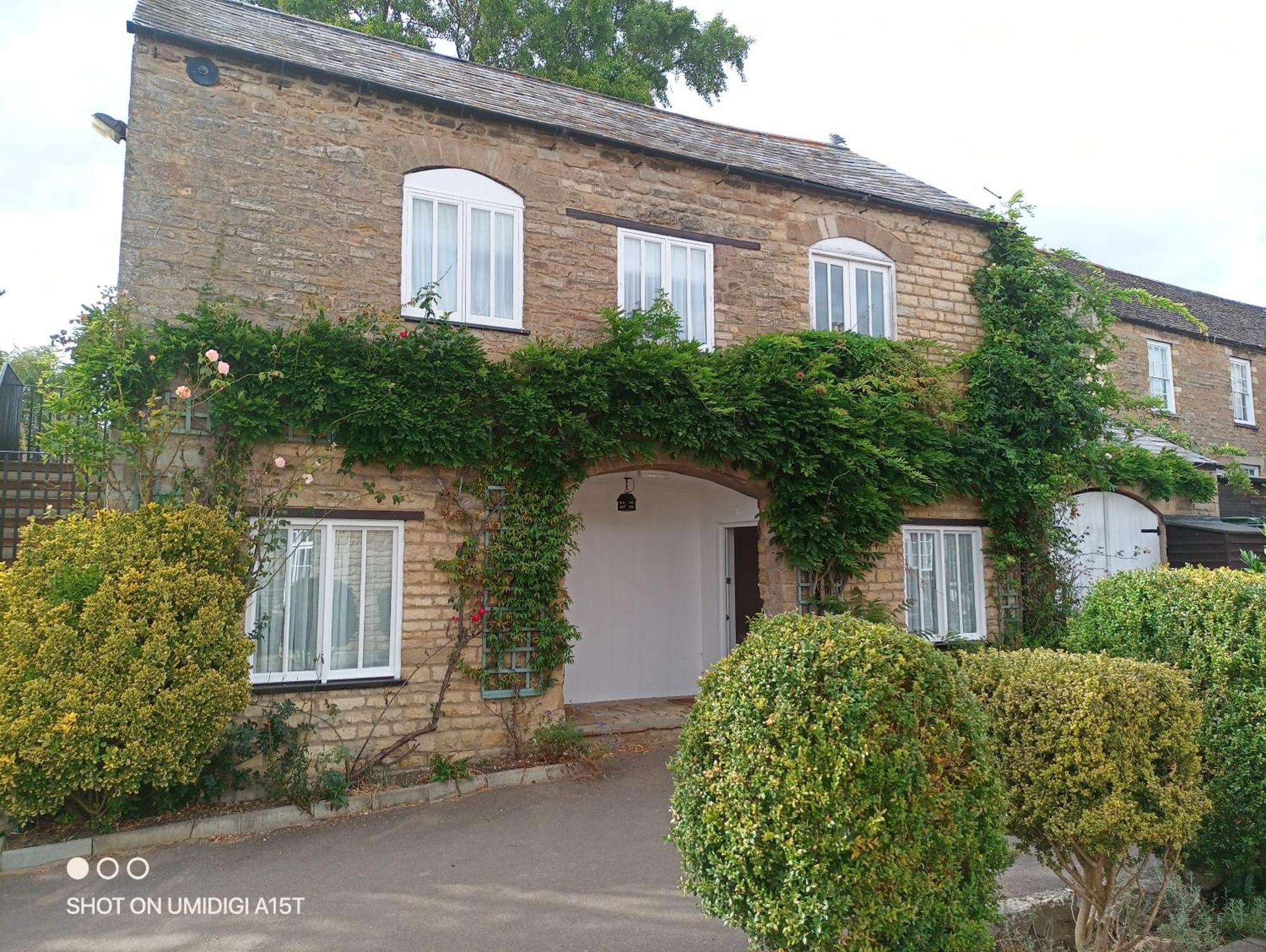 The Ship Inn Oundle Dış mekan fotoğraf