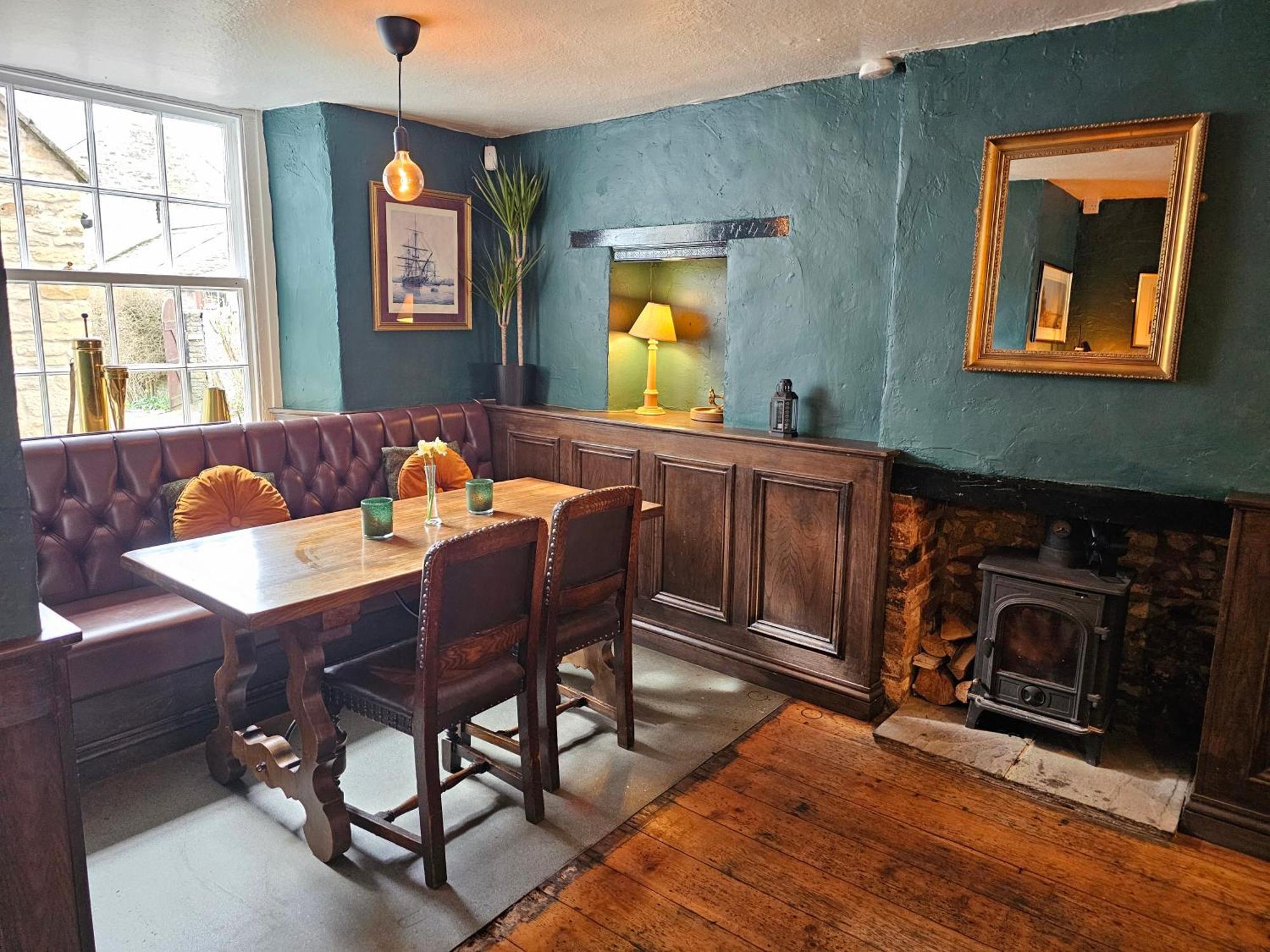 The Ship Inn Oundle Dış mekan fotoğraf