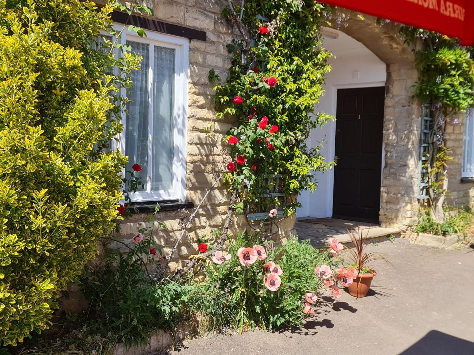 The Ship Inn Oundle Dış mekan fotoğraf